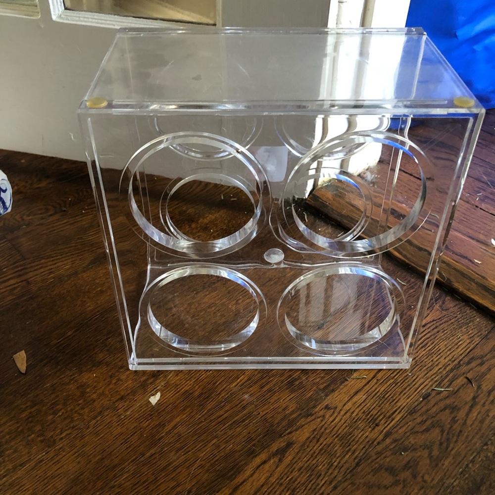 Very gently used vintage acrylic wine holders .